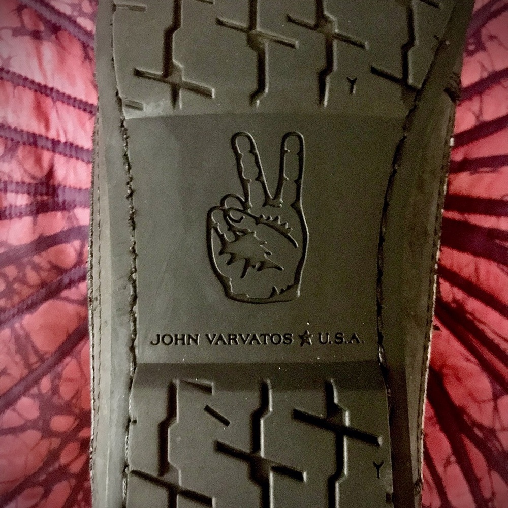 John Varvatos Genuine Leather Converse Style High Top Sneakers.  Brand New!! - Picture 4 of 5